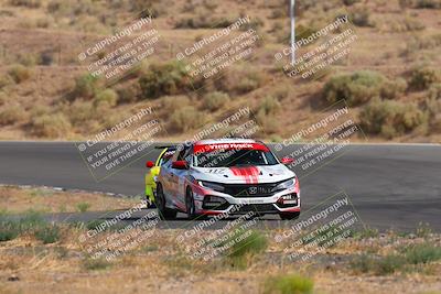 media/Jun-01-2025-CalClub SCCA (Sun) [[eae223c5dd]]/Group 2/Race 2/